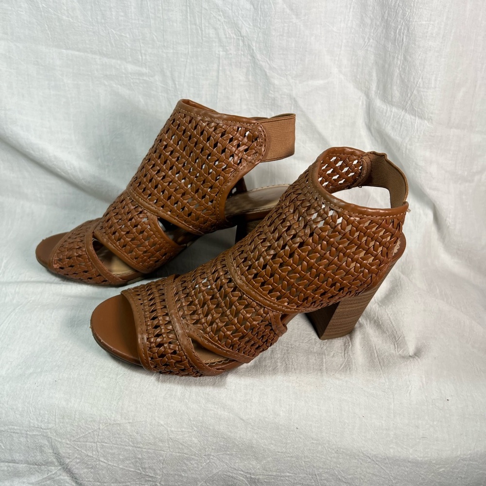 Lauren Conrad Morganite Cognac Mesh Heel Sandals - 8